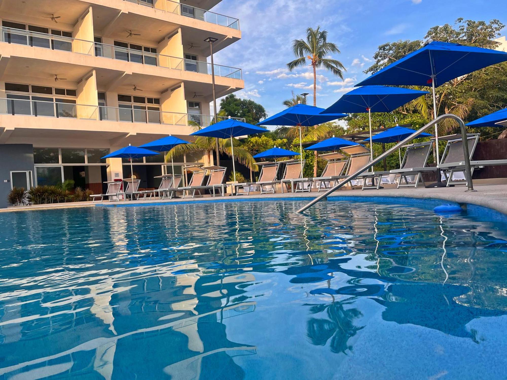 Itare Beach House Бусериас Экстерьер фото